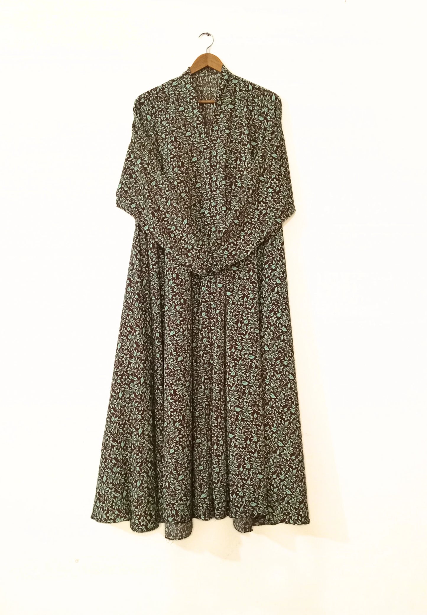 Woodland Mint Front Open Long Flair Abaya