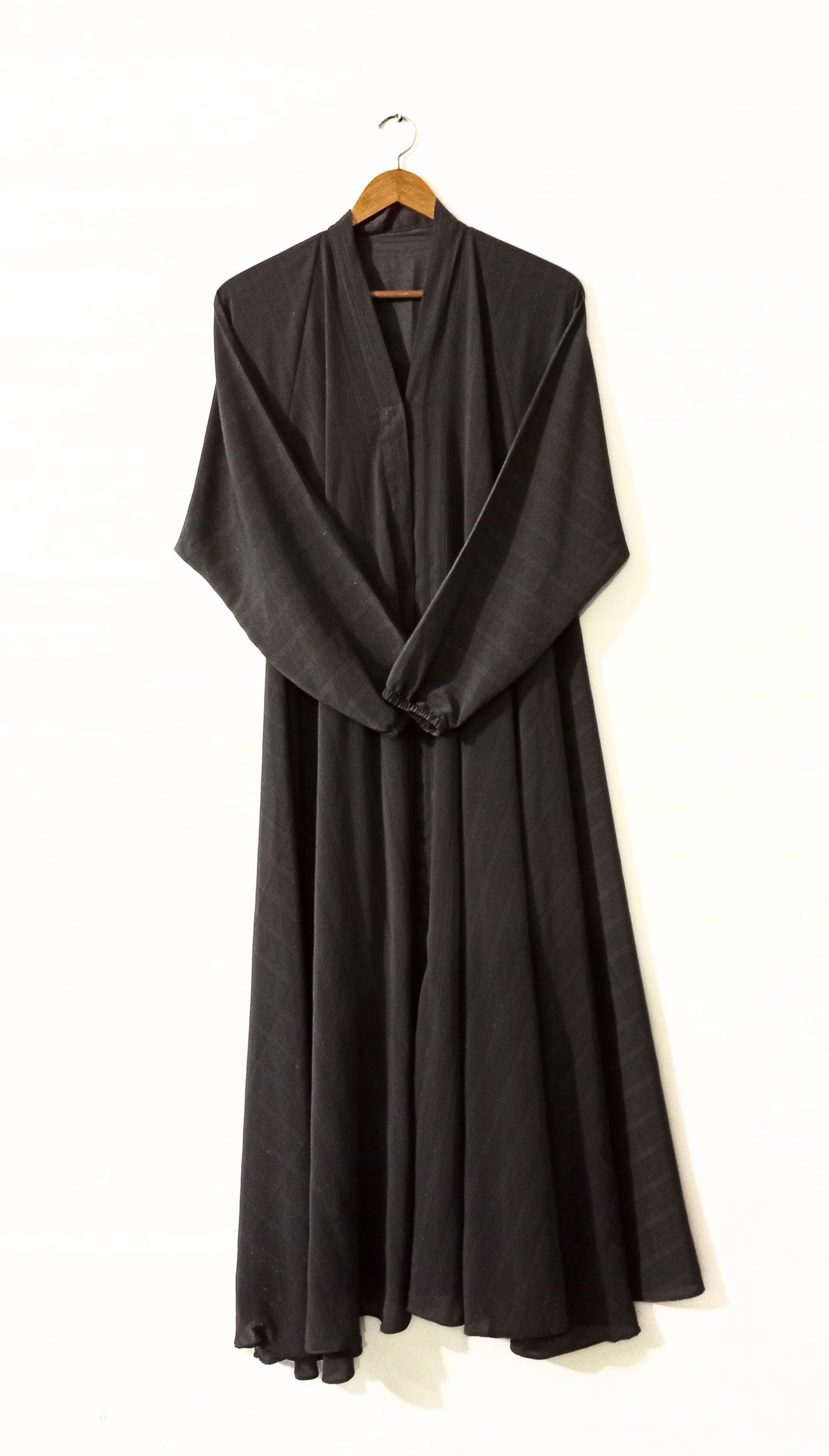 Light Grey Front Open Zarri Abaya