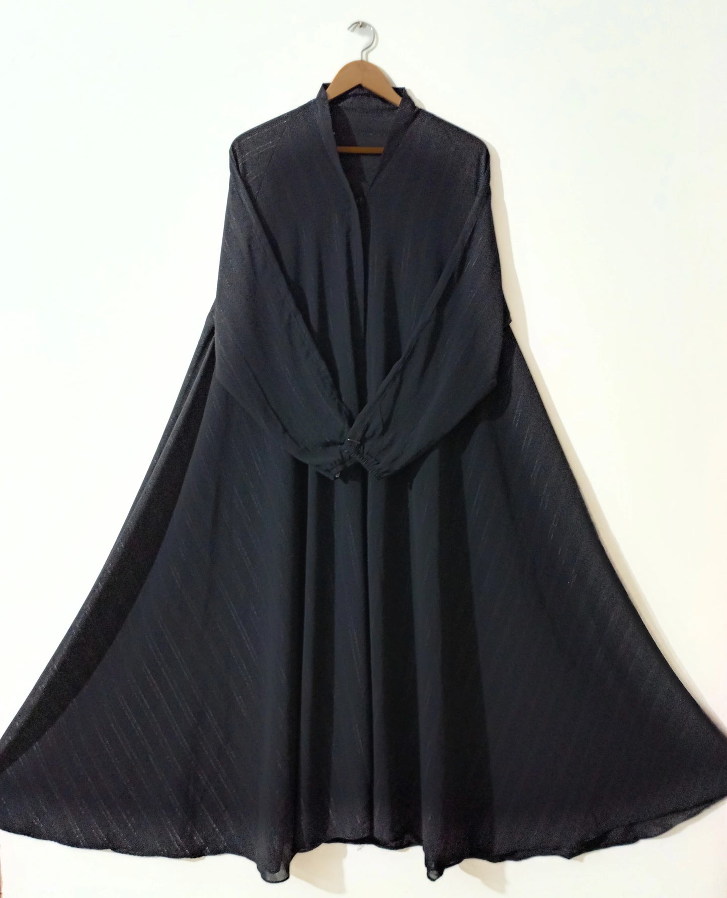 Front Open Black Zarri Abaya
