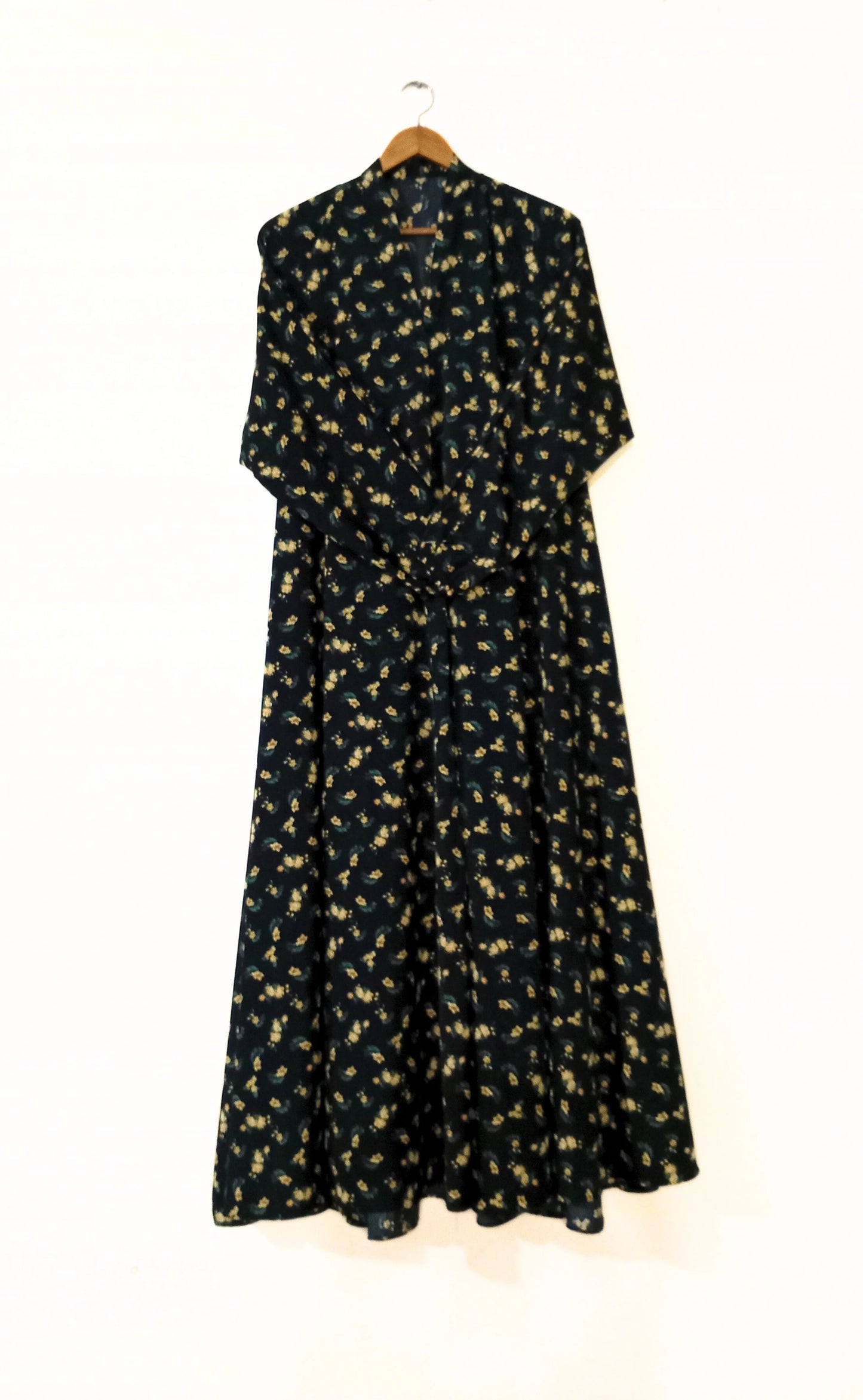 Black Amber Front Open Long Flair Abaya