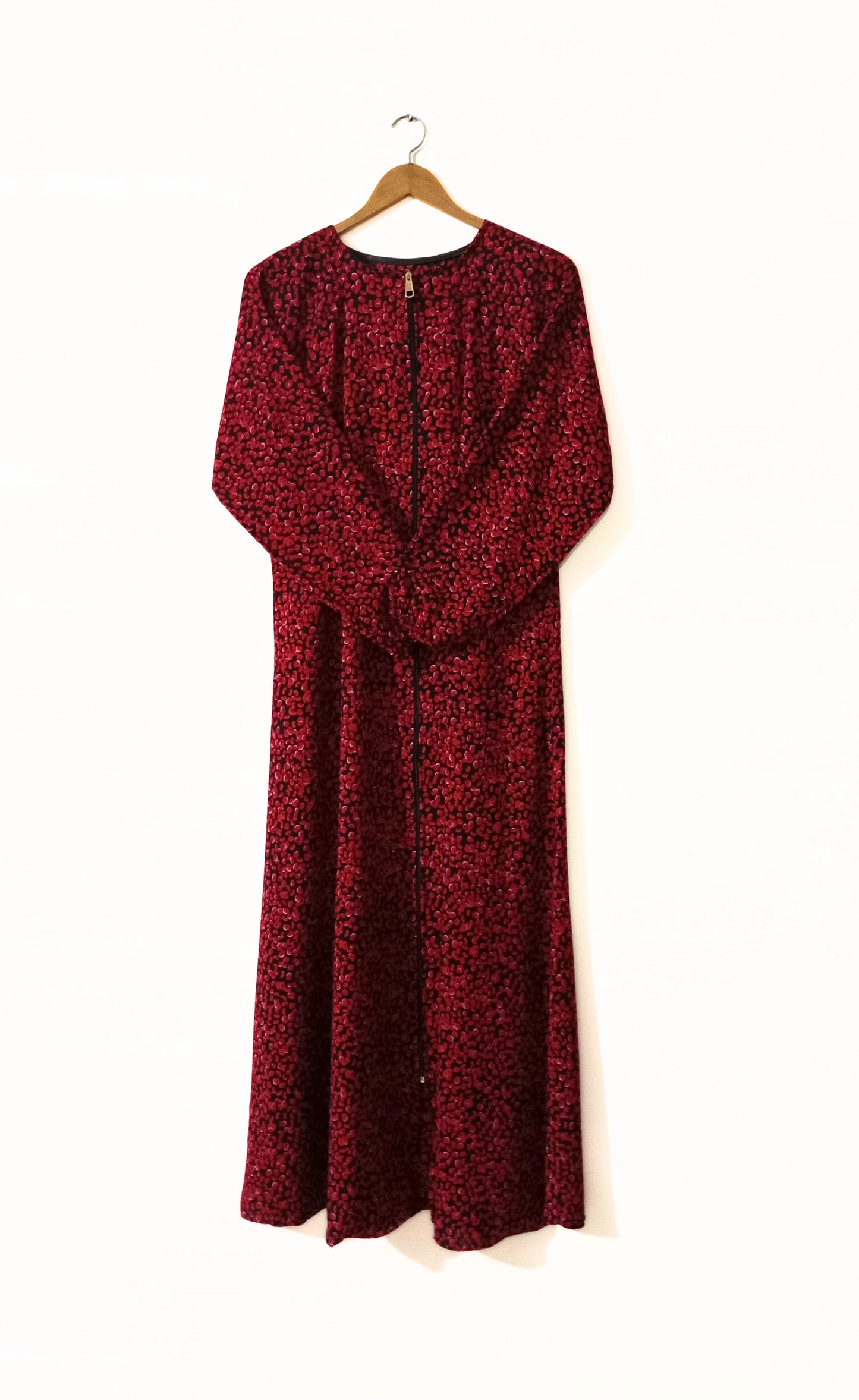 Black and Red Pattern abaya with belt