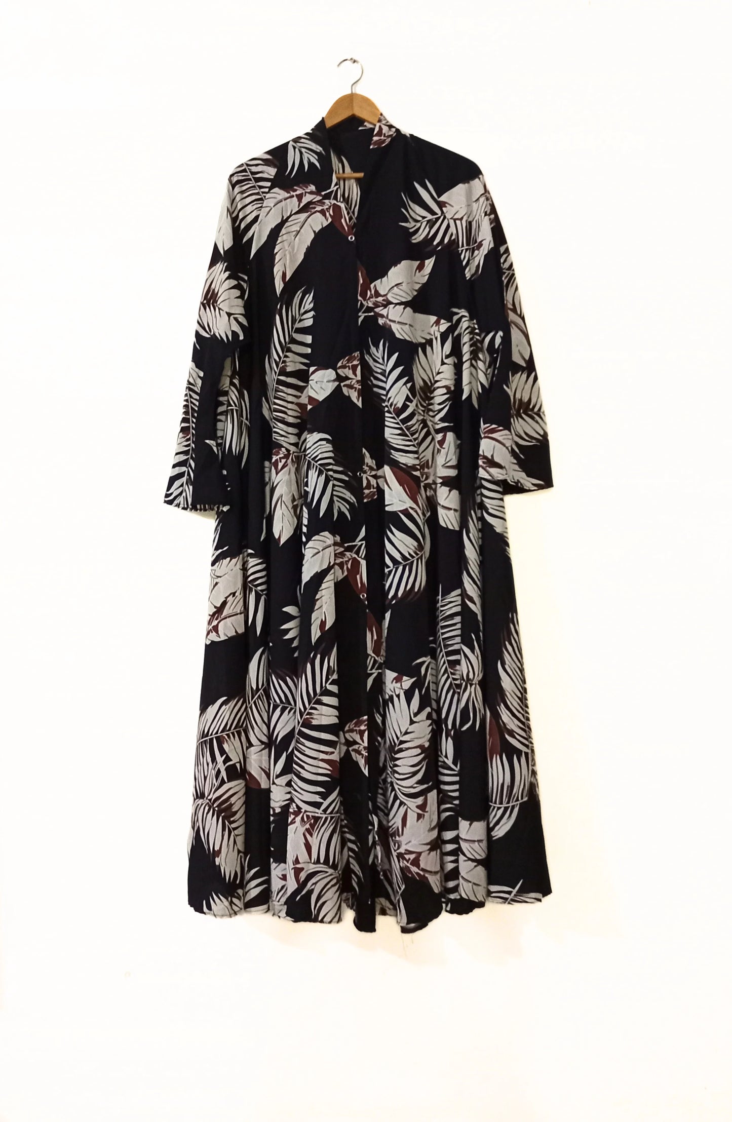Dark Forest Front Open Long Flared Abaya