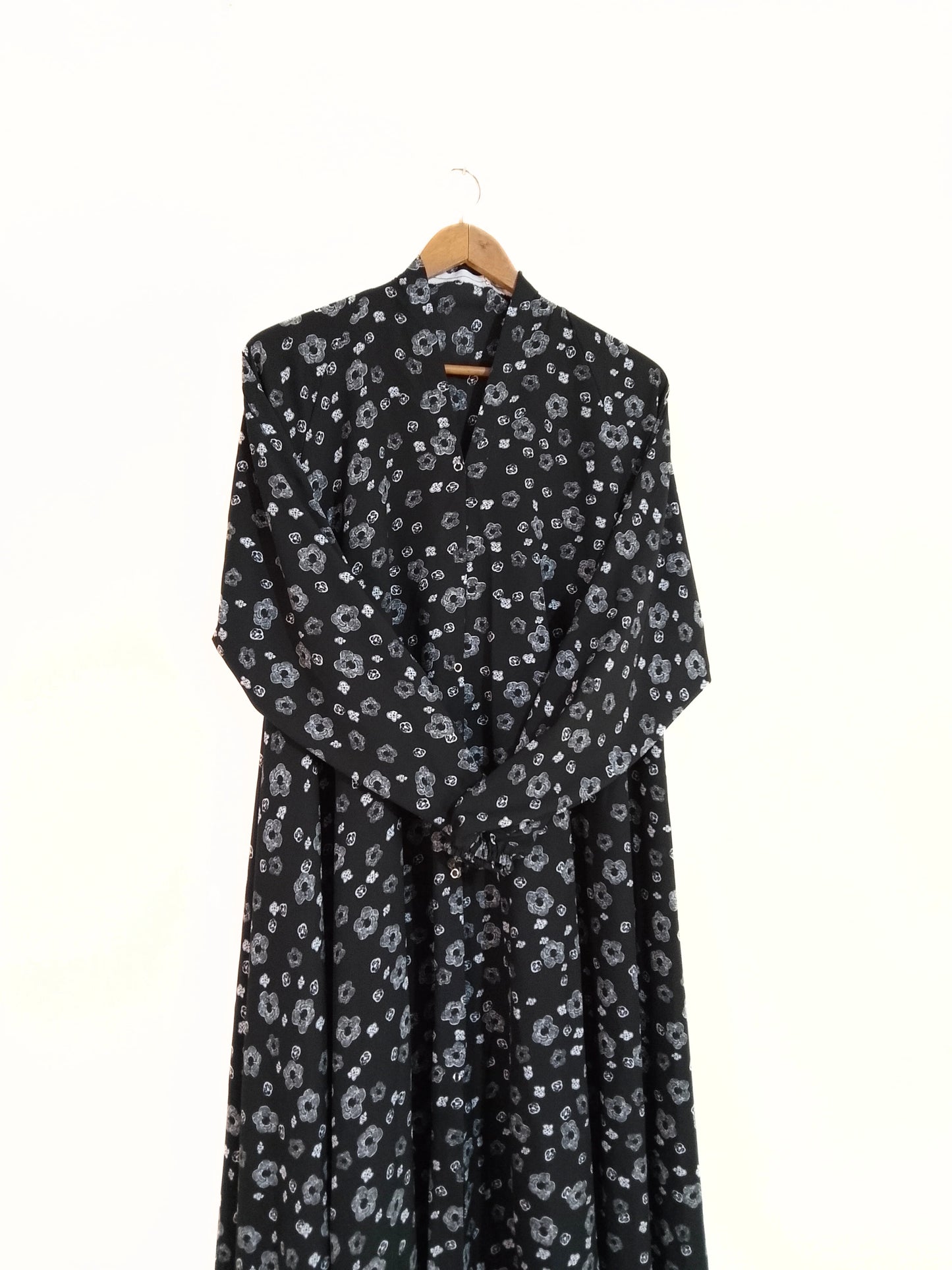 Nightfall Bloom Front Open Long Flair Abaya