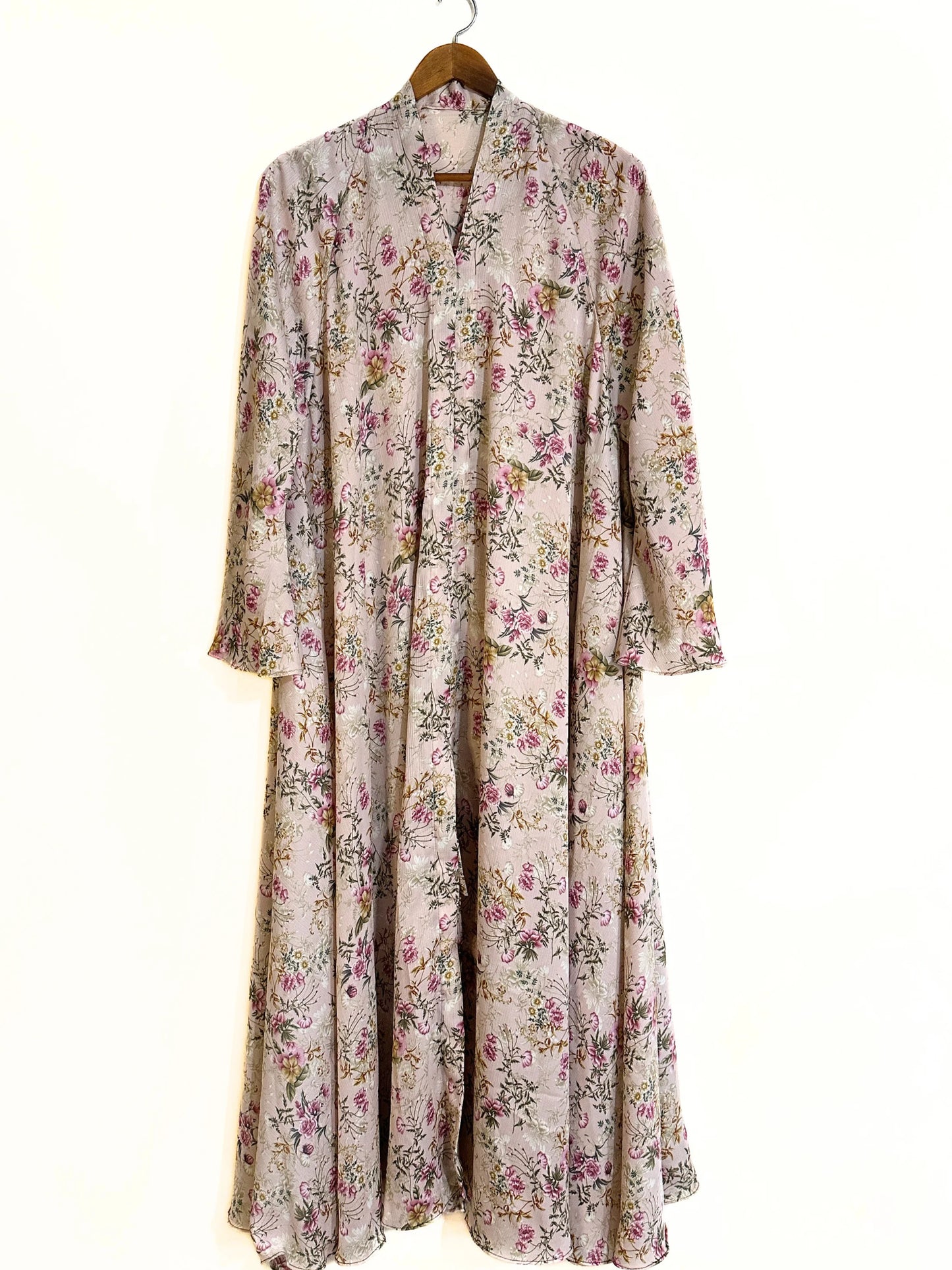 Vintage Grace Long Flair Crinkle Abaya