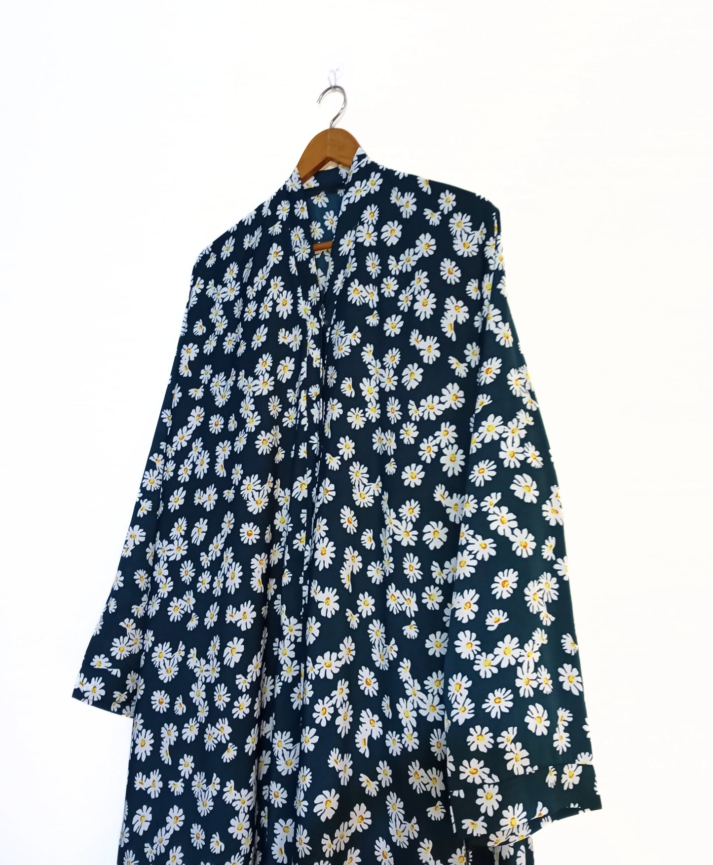 Blooming Daisy Front Open Abaya