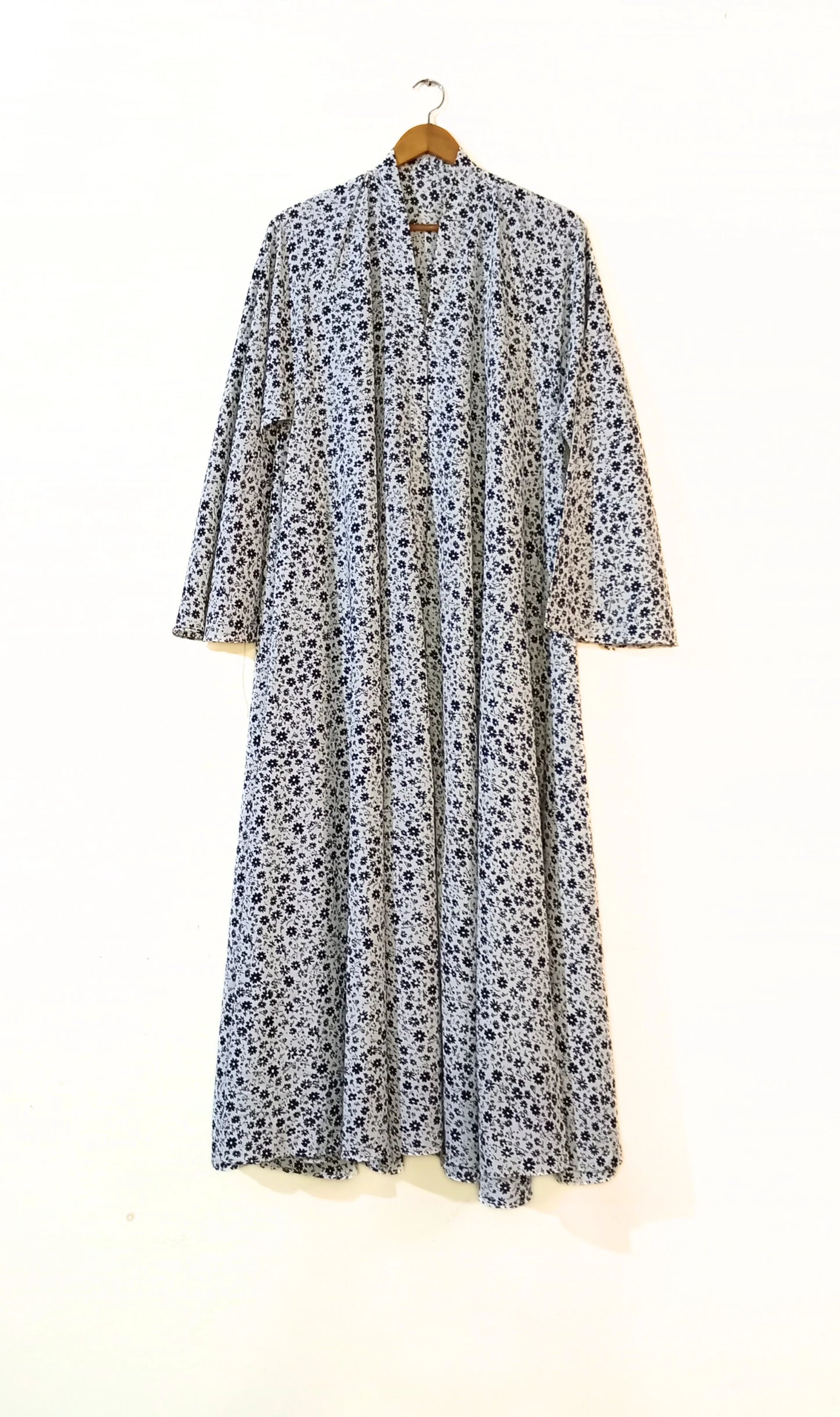 Snow Petal Front Open Long Flared Abaya
