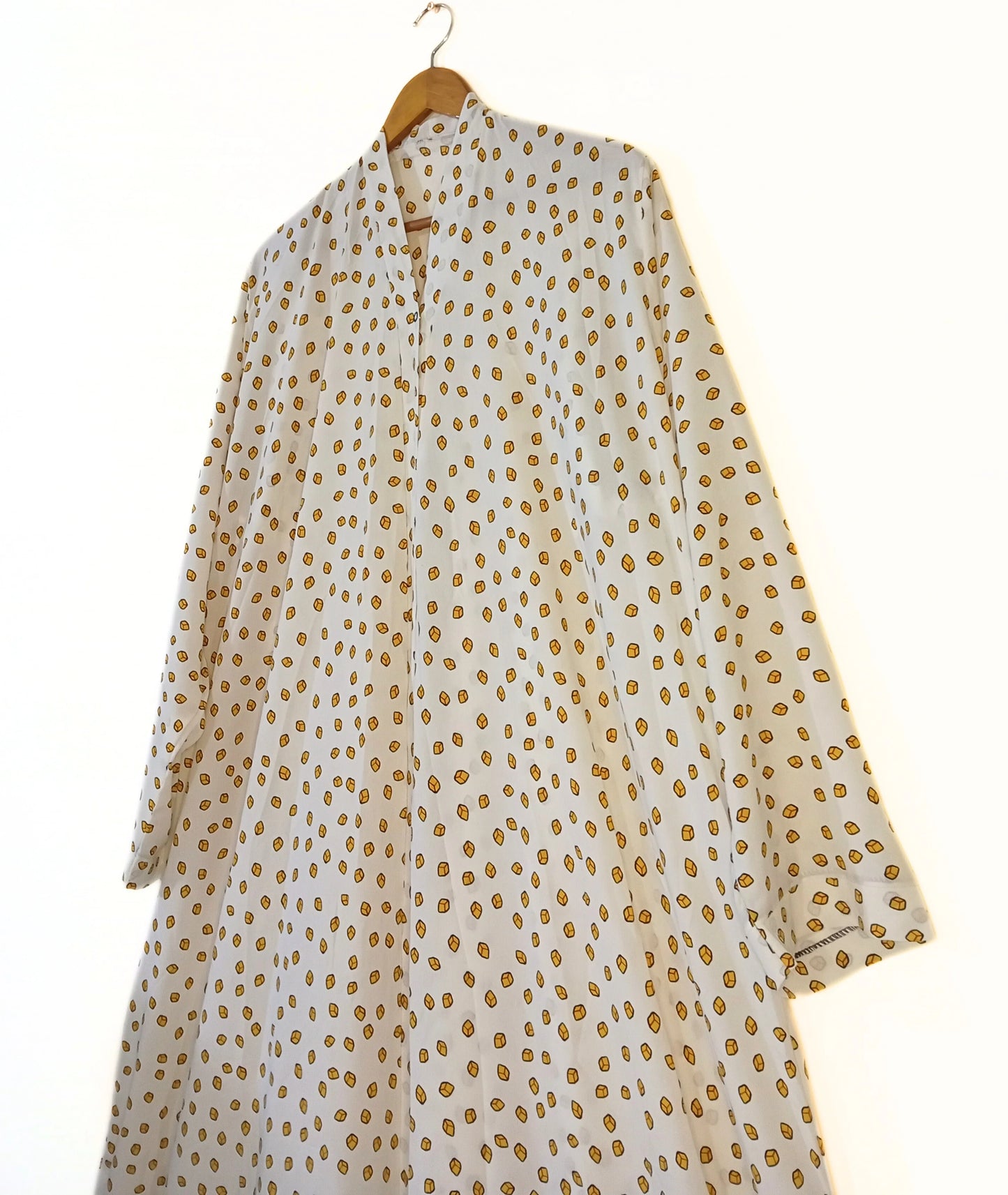 Honey Petals Front Open Abaya