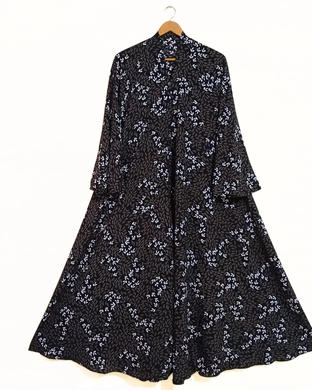 Black Breeze Front Open Long Flair Abaya
