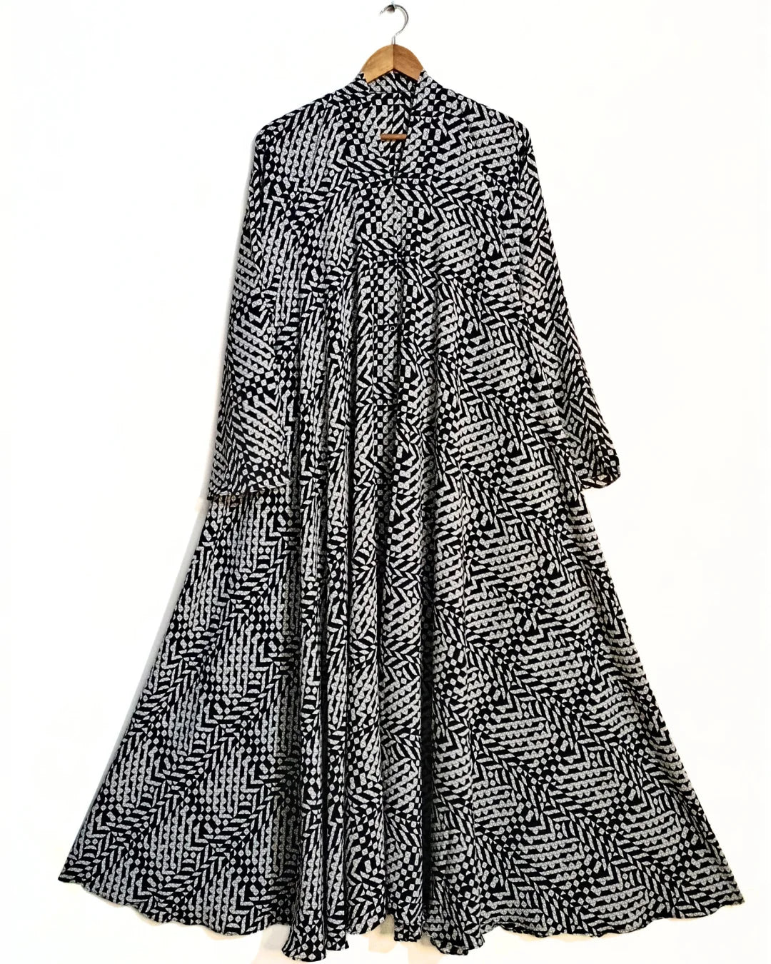 Midnight Maze Front Open Long Flair Abaya