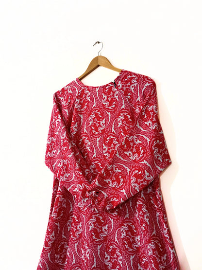 Crimson Bloom Maxi Abaya