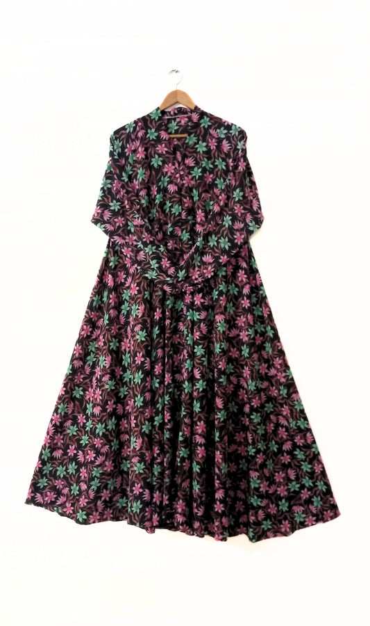Blooming Black Floral Front Open Long Flair Abaya