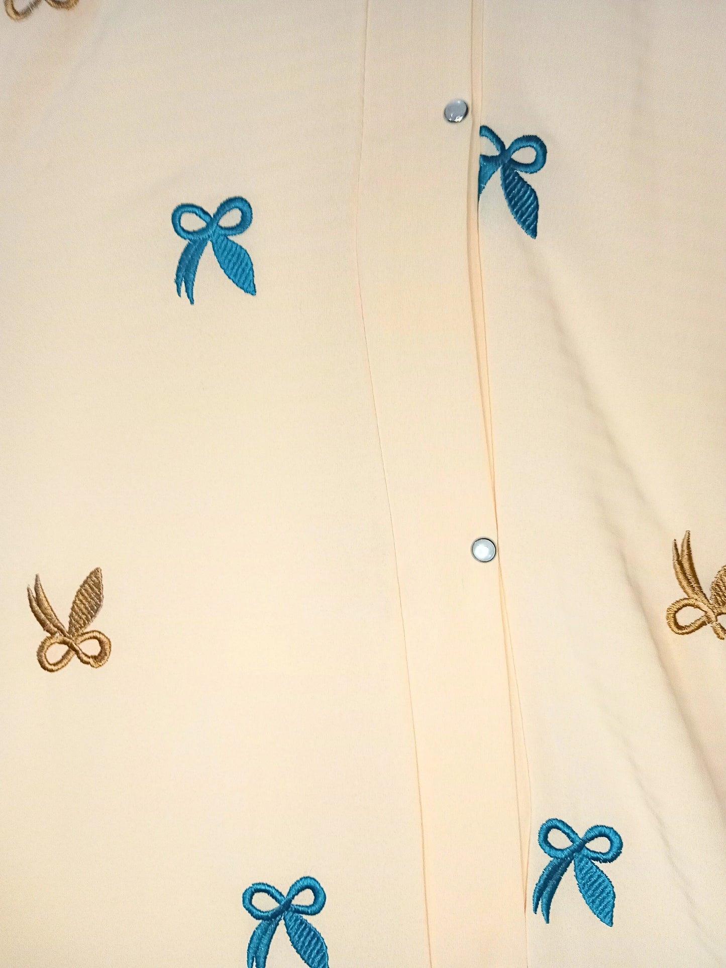 Peachy Charm Bow Embroided Front Open Abaya