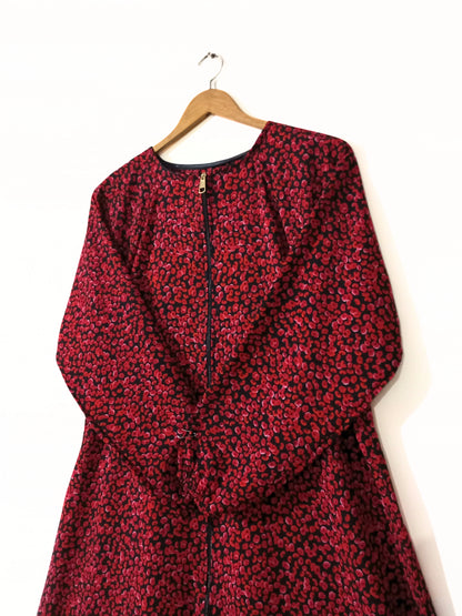Black and Red Pattern abaya with belt