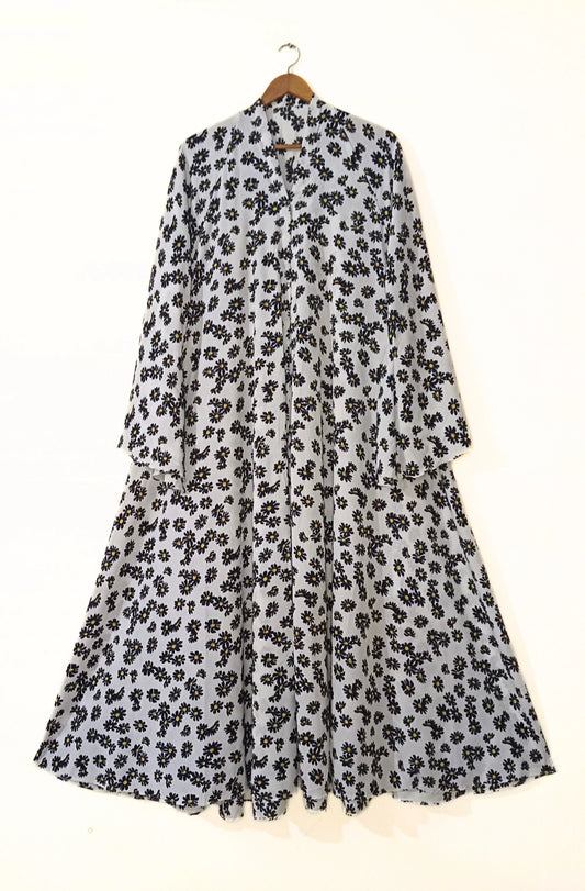 Midnight Daisy Front Open Long Flair Abaya
