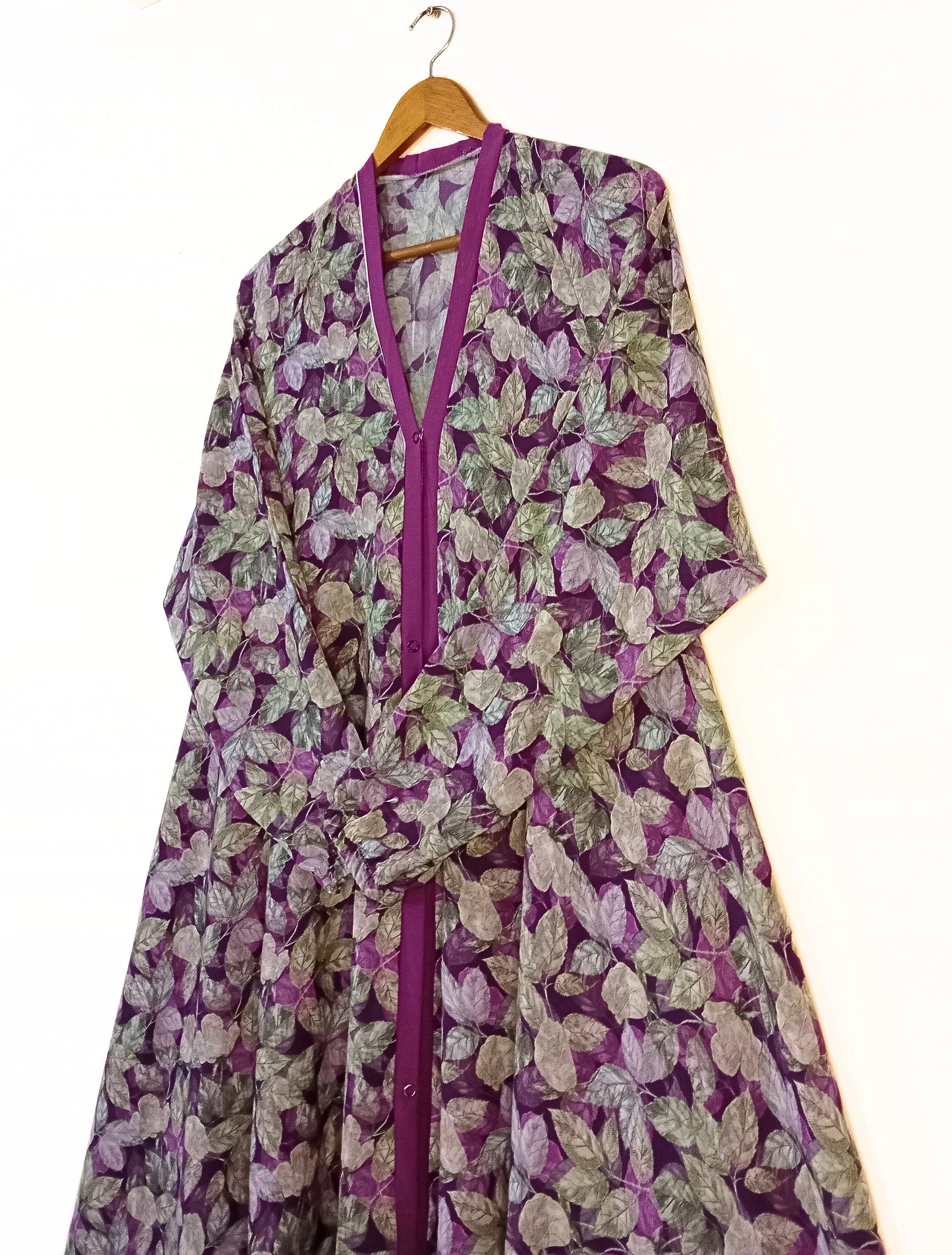 Violet Leaf Front Long Flair Open Abaya