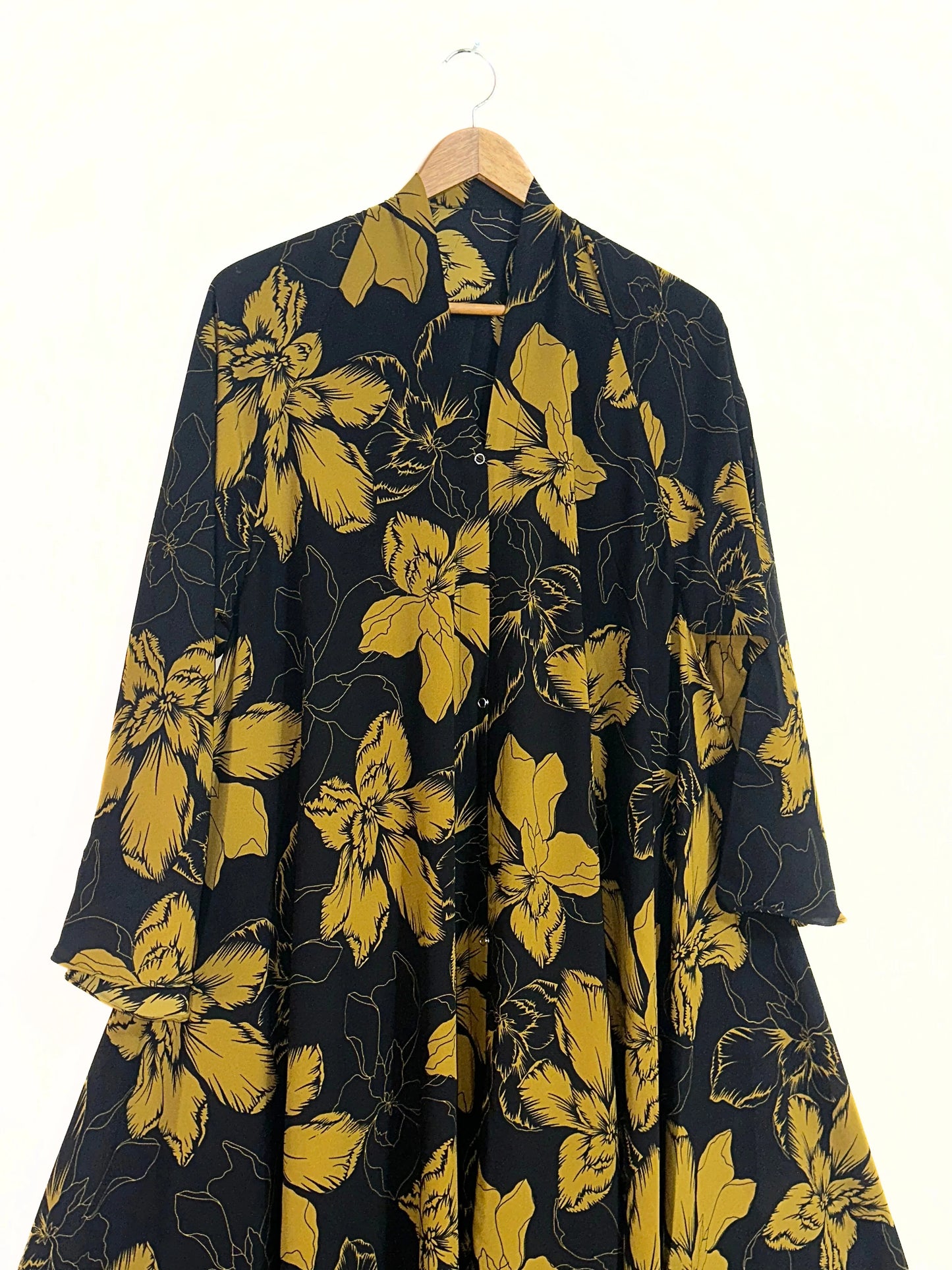 Golden Ivy Front Open Long Flair Abaya