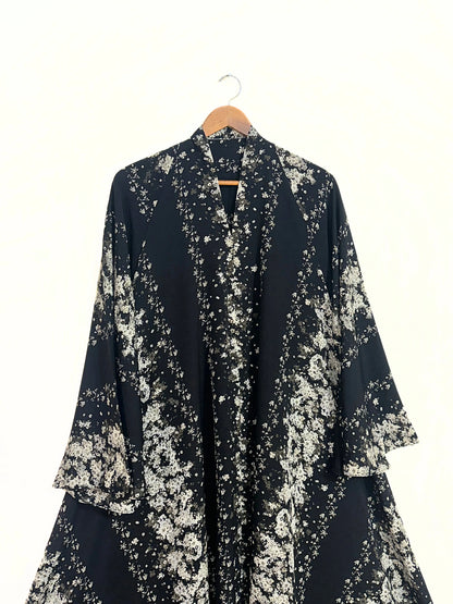 Snowfall Bloom Front Open Long Flare Abaya
