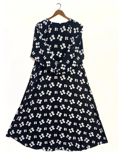 Classic Petals Maxi Style Abaya