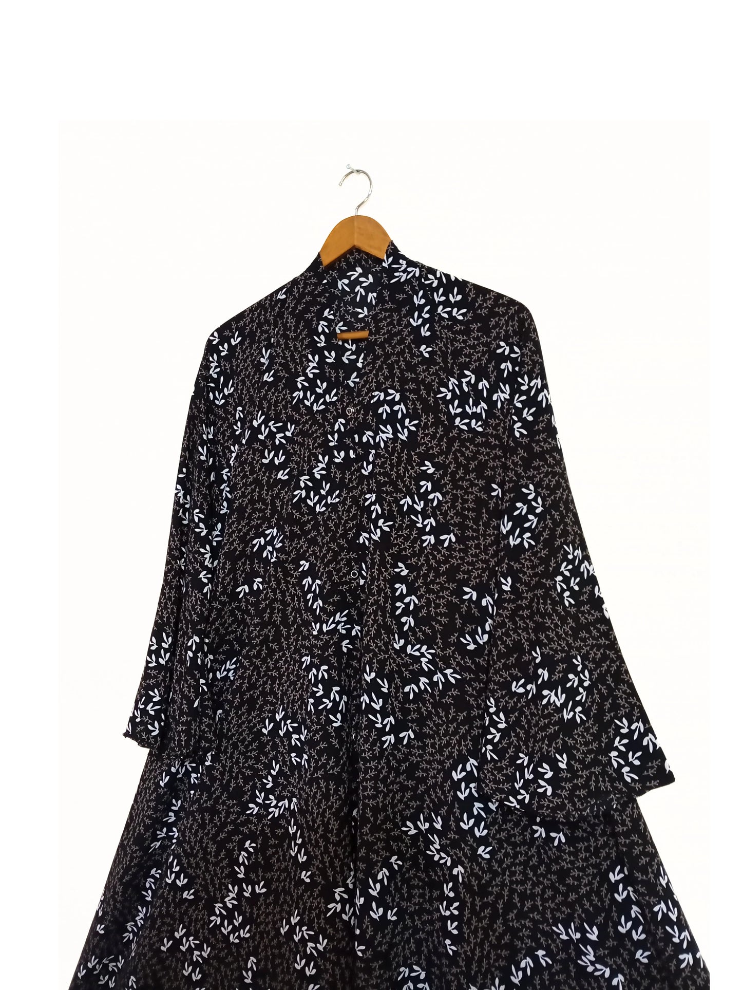 Black Breeze Front Open Long Flair Abaya