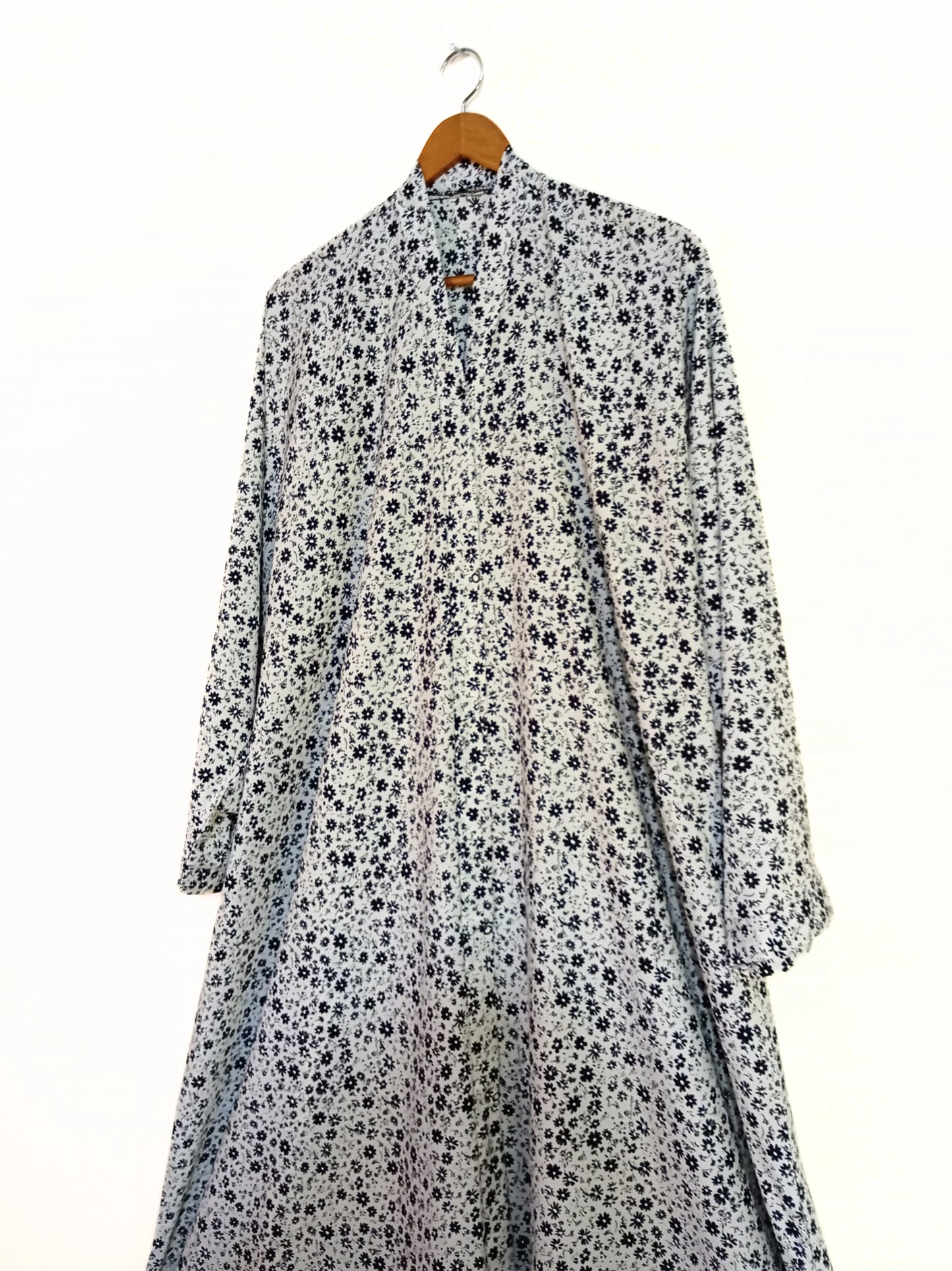 White Mist Floral Front Open Abaya