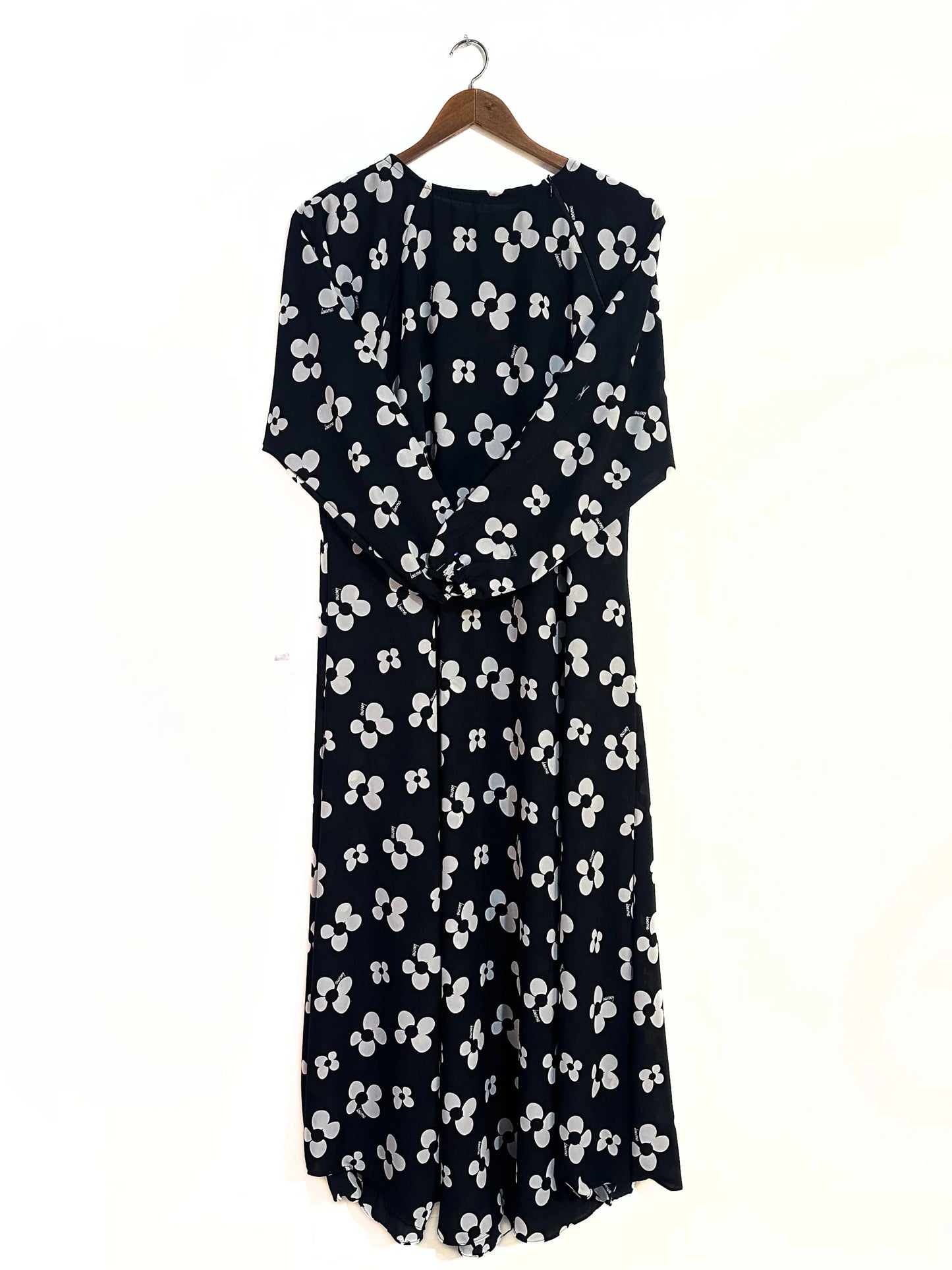 Classic Petals Maxi Style Abaya