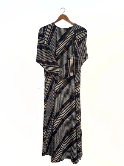 Black Mocha Check Pattern Maxi Style Abaya