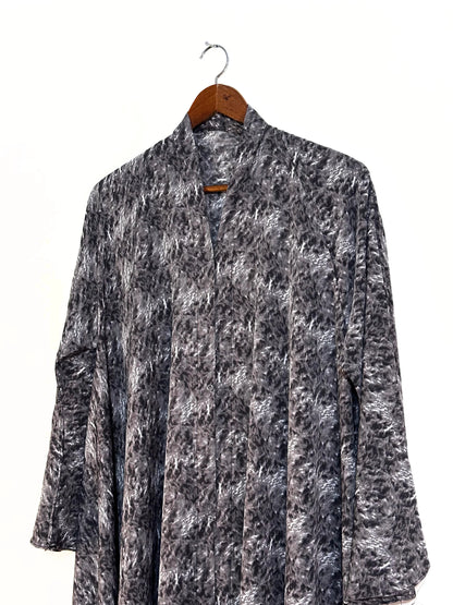 Abstract Marble Front Open Long Flair Abaya