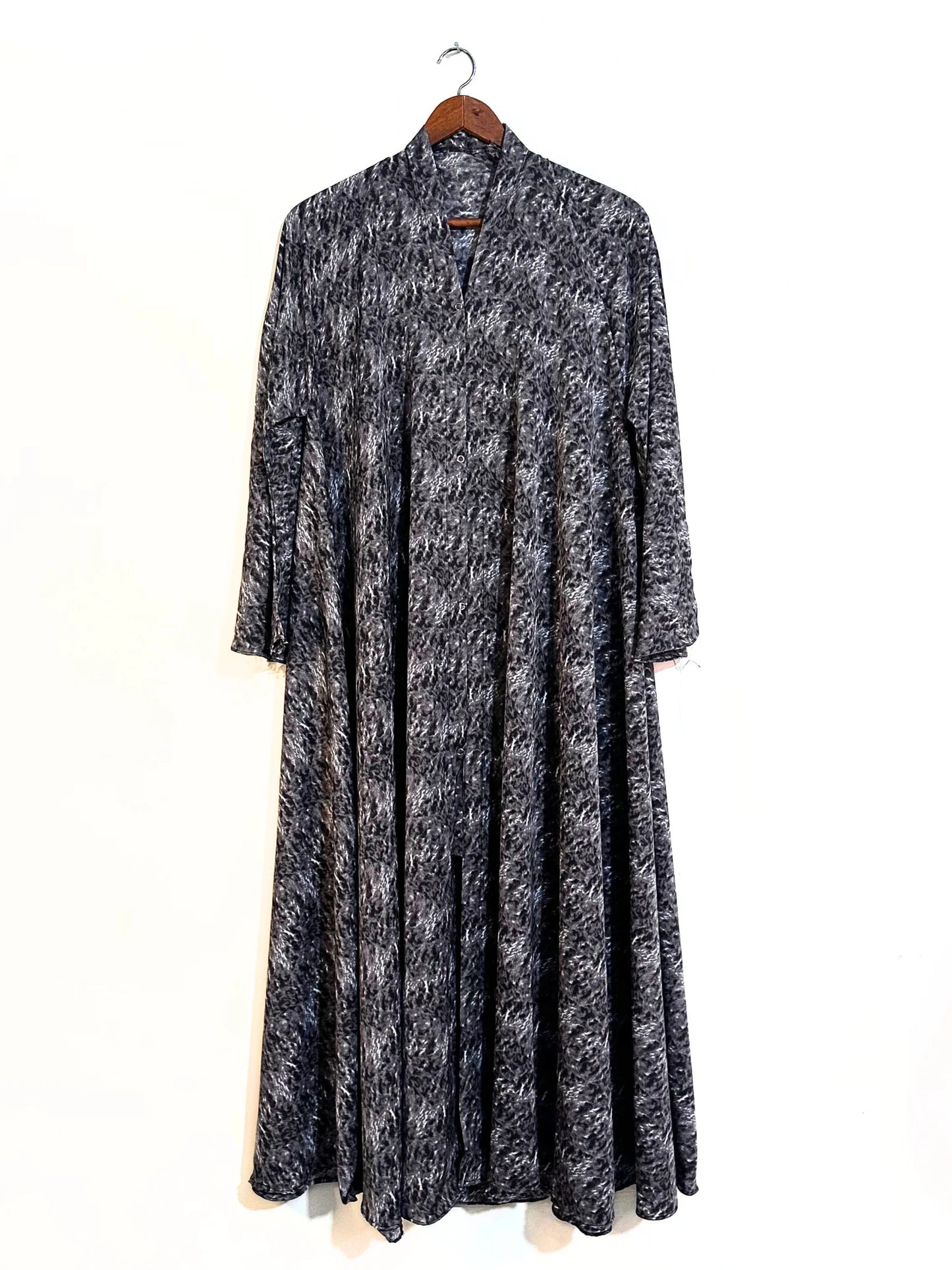 Abstract Marble Front Open Long Flair Abaya