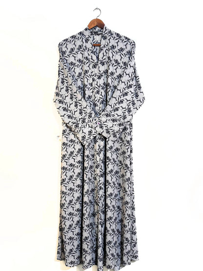 White And Black Ivy Front Open Abaya