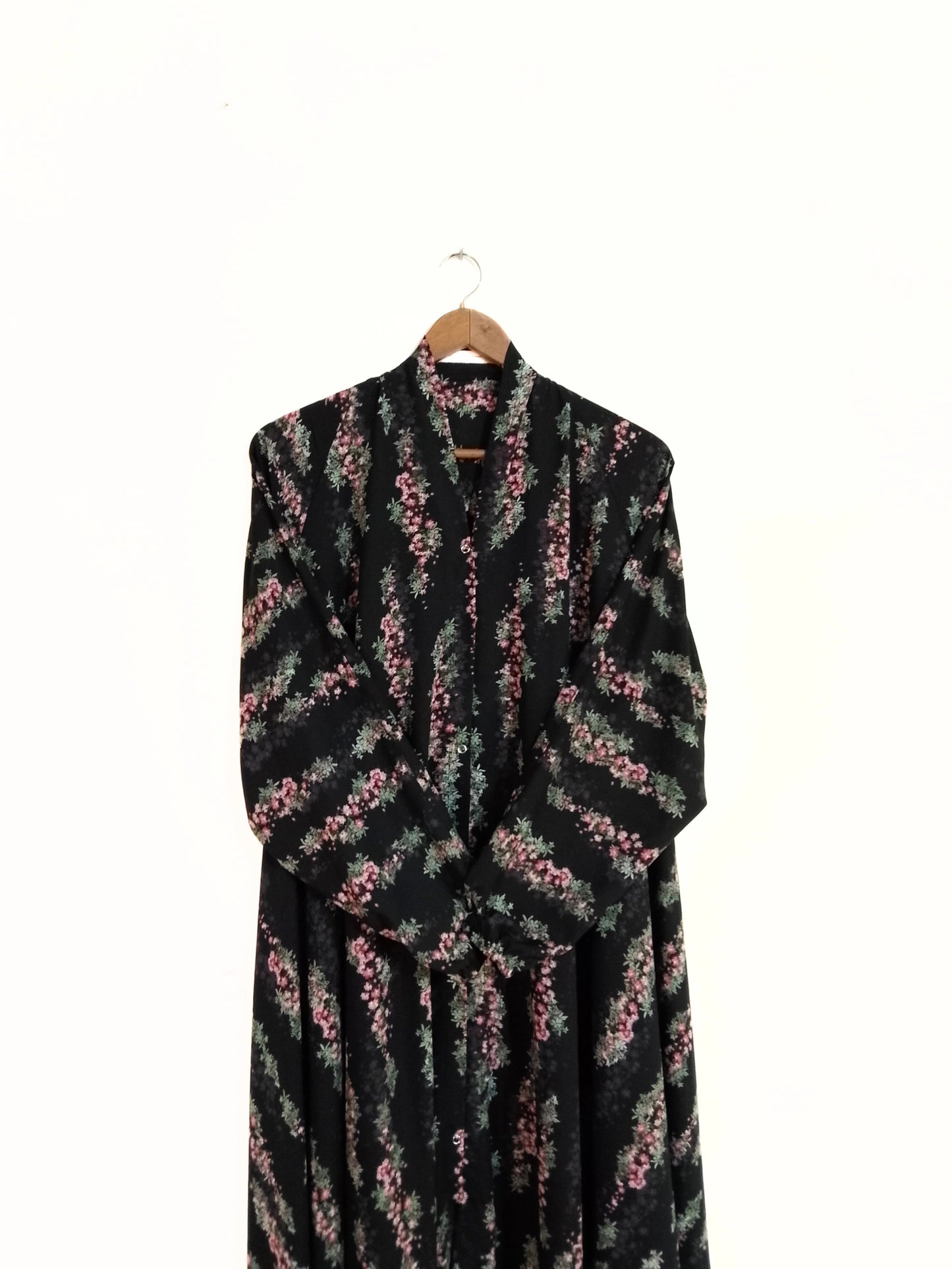 Floral Vines Front Open Long Flare Abaya