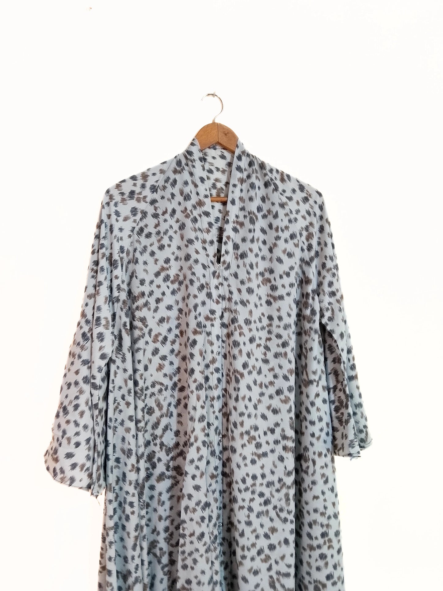 Soft Pebble Print Front Open Long Flare Abaya
