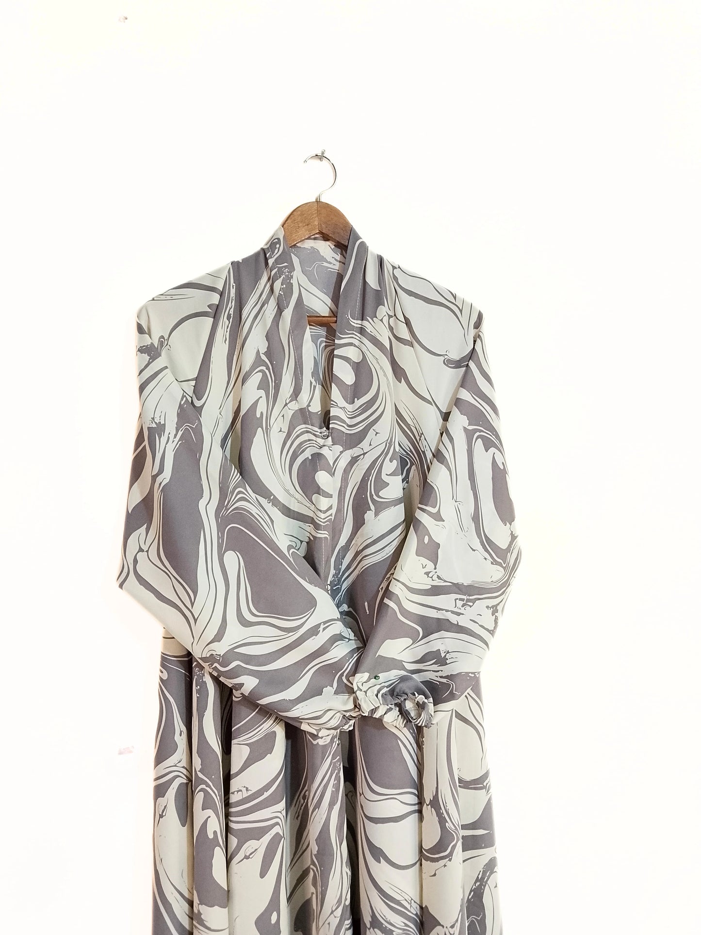 Marble Swirl Front Open Long Flair Abaya