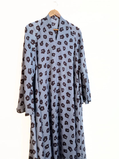 Abstract Print Front Open Long Flair Crinkle Abaya