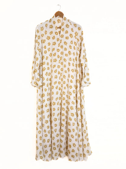 Golden Petal Front Open Crinkle Abaya