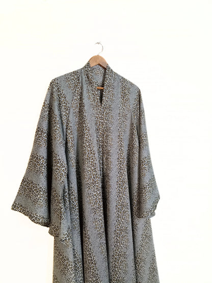 Leopard Print Front Open Crinkle Abaya