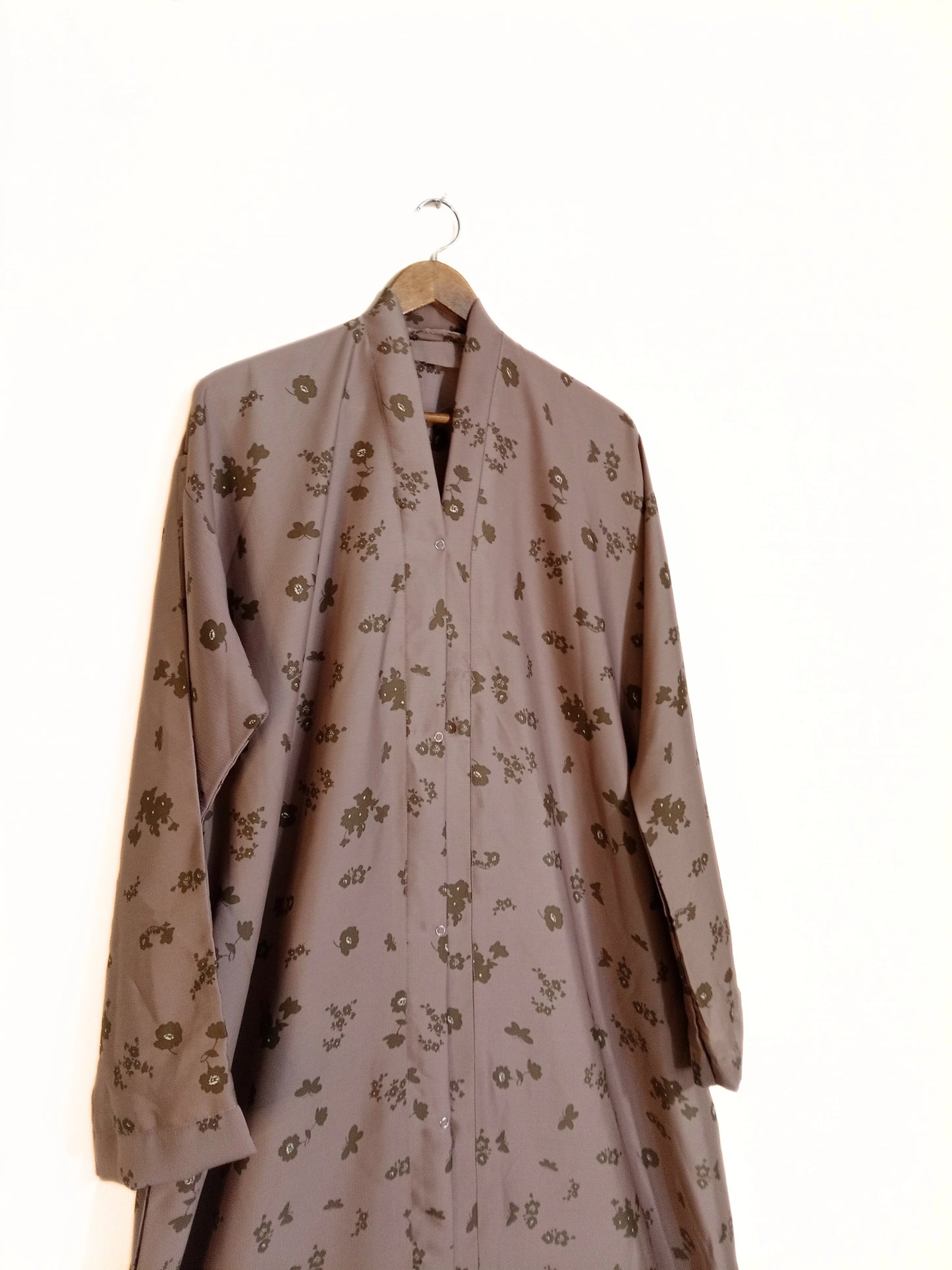 Mocha Bloom Front Open Crinkle Abaya