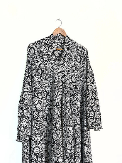Noir Blossom Front Open Long Flair Abaya