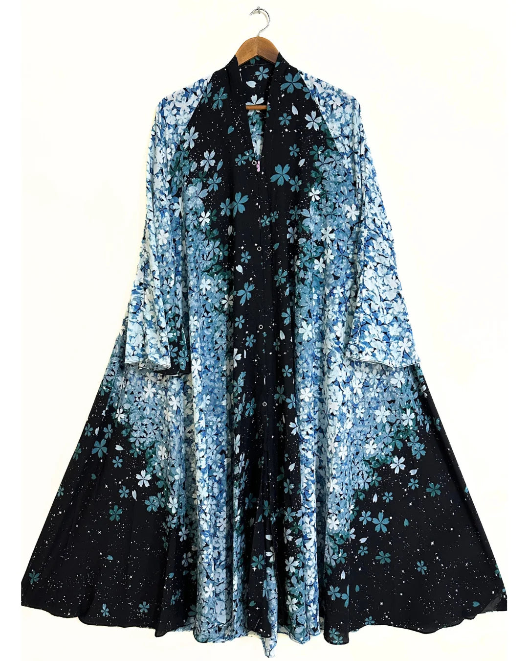 Snowy Garden Front Open Long Flair Abaya