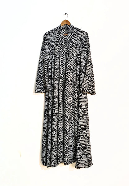 Midnight Maze Front Open Long Flair Abaya