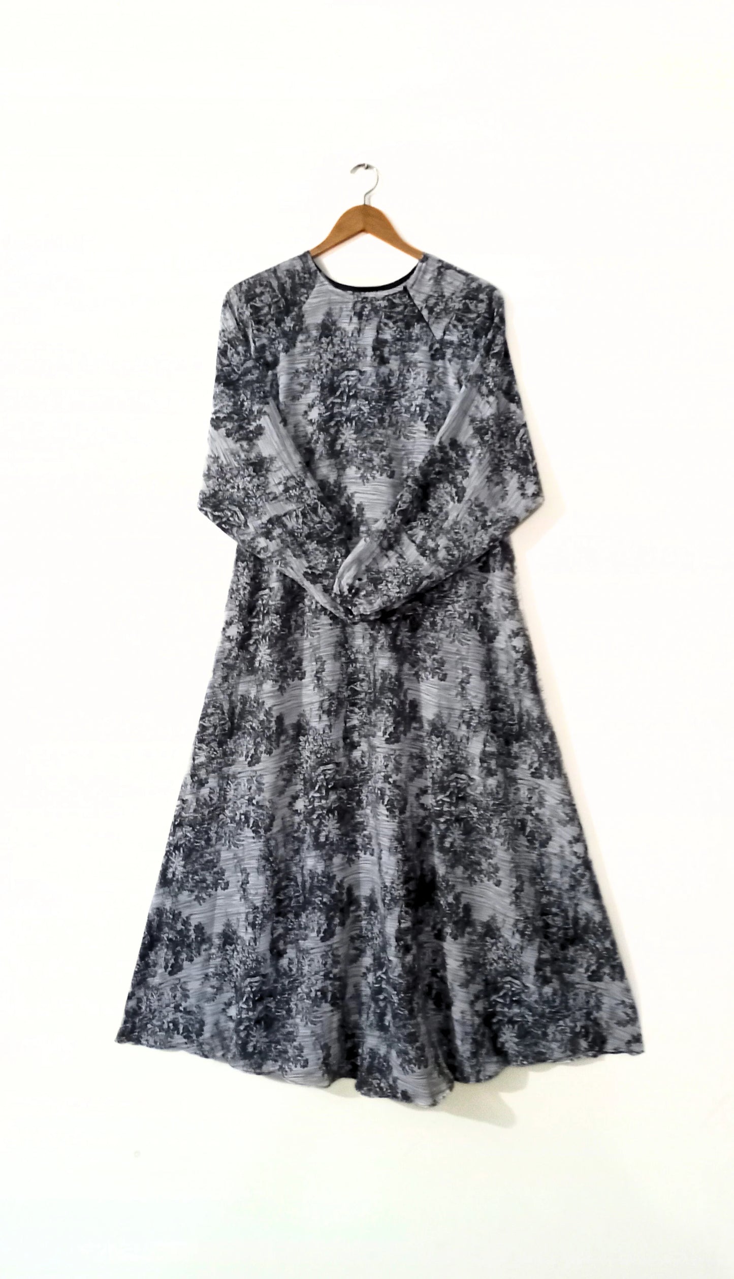 Charcoal Forest Print Maxi Abaya