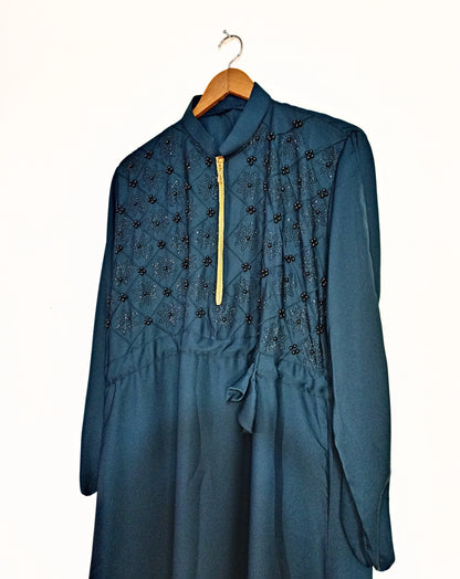 Beads And Stonework Nidha Abaya With Golden Zipper - Zinc