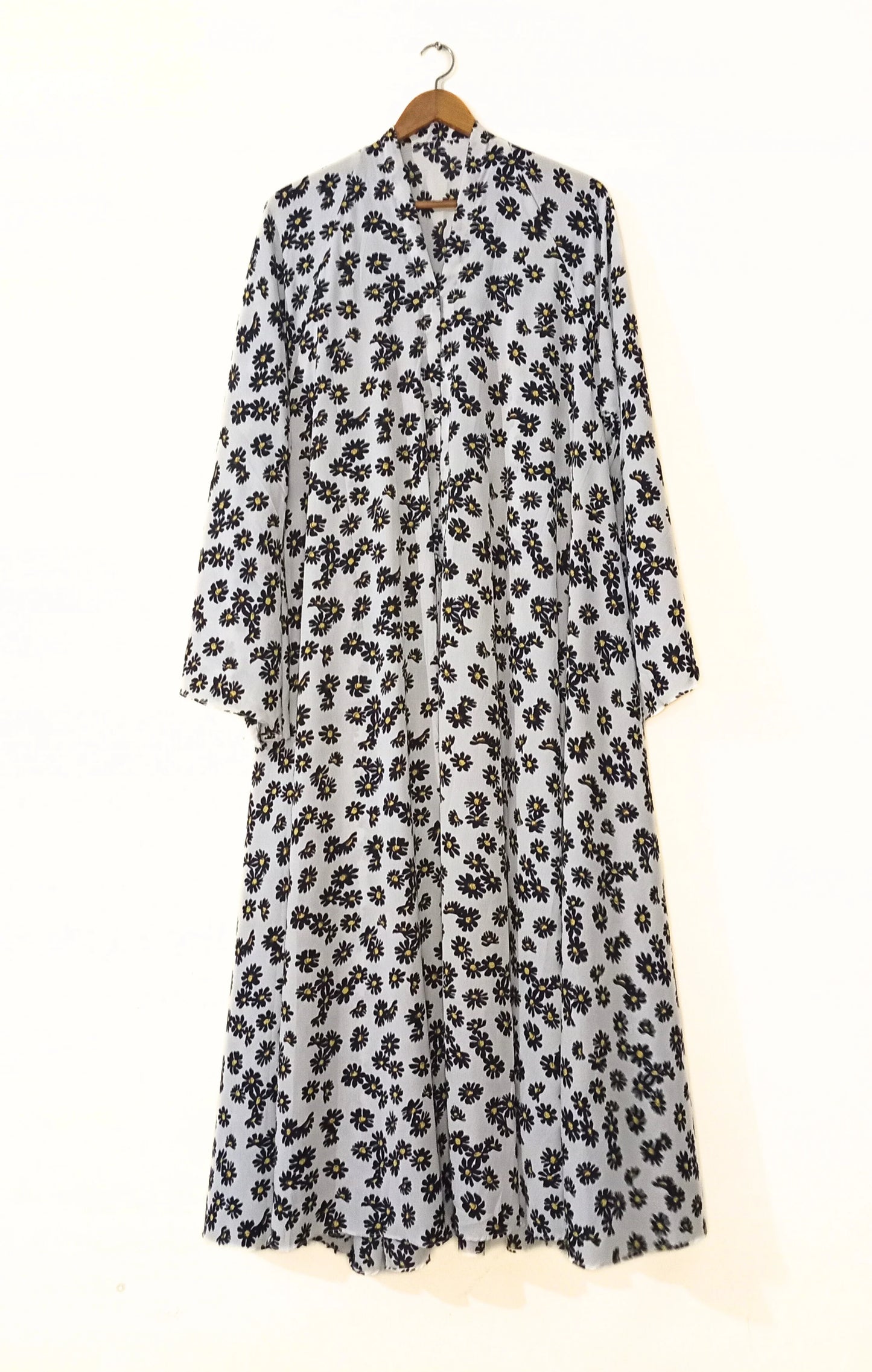 Midnight Daisy Front Open Long Flair Abaya