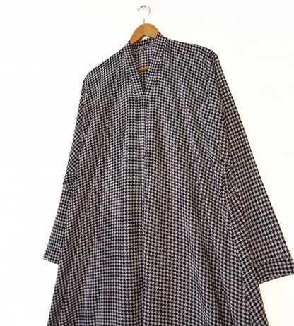 Monochrome Grace Front Open Abaya