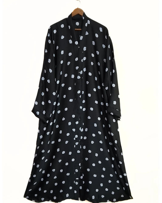 Front Open Crinkle Silk Abaya With Polka Dot Print