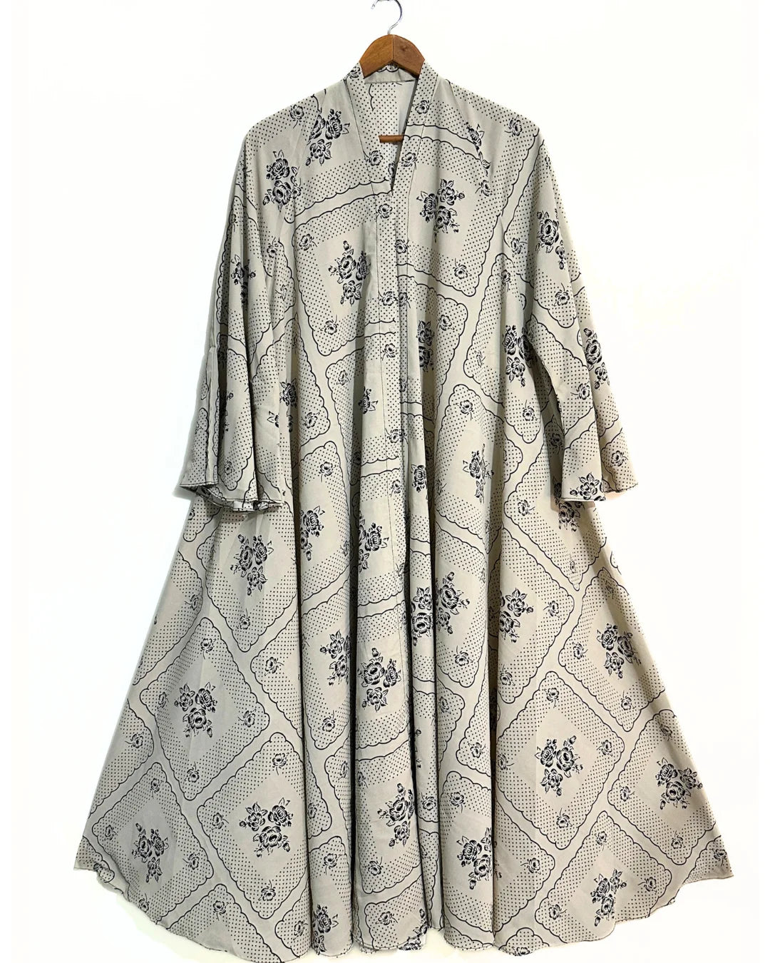 Vintage Print Front Open Long Flair Abaya