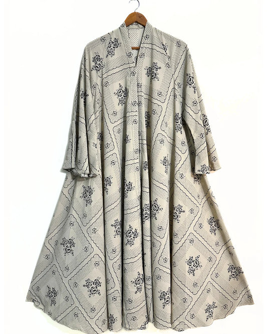 Vintage Print Front Open Long Flair Abaya