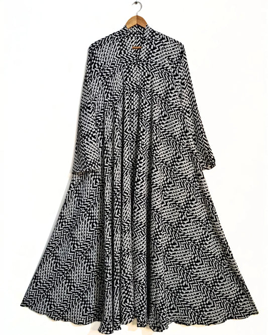 Midnight Maze Front Open Long Flair Abaya