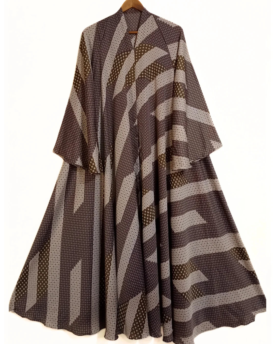 Mocha Charm Front Open Long Flair Crinkle Abaya
