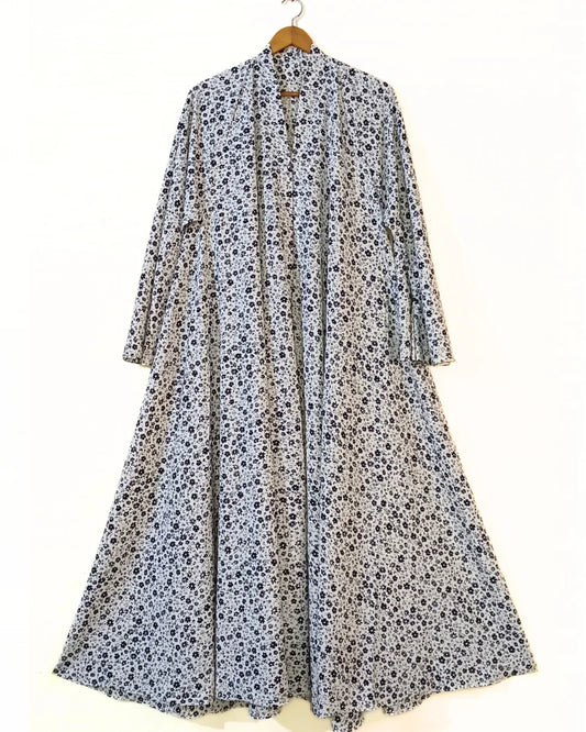 Snow Petal Front Open Long Flared Abaya